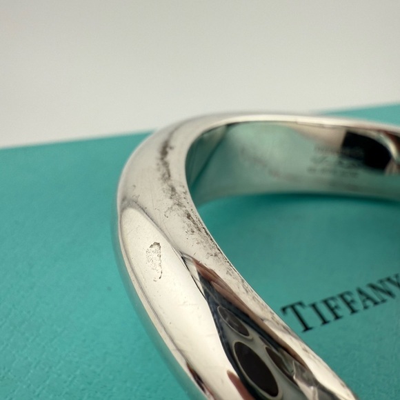 RARE Tiffany & Co. Rock Crystal Open Heart Cuff Bracelet Silver - Picture 8 of 10